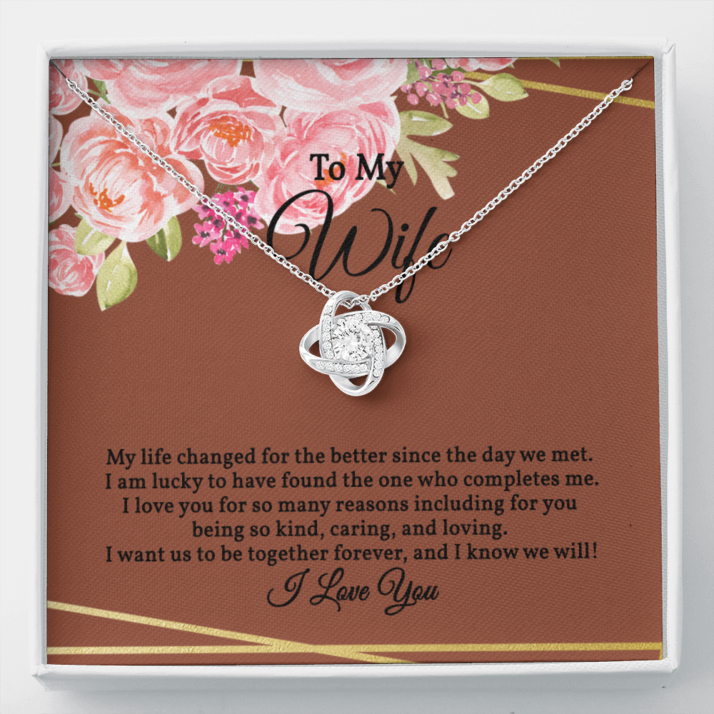 Stunning Love Knot Necklace for Wife